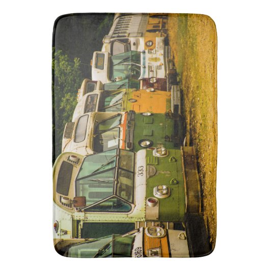 Bus Graveyard Large Bath Mat (Voorkant Verticaal)