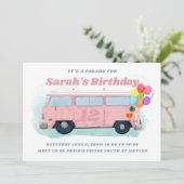  bus Retro 70s Birthday Parade Uitnodiging (Staand voorkant)