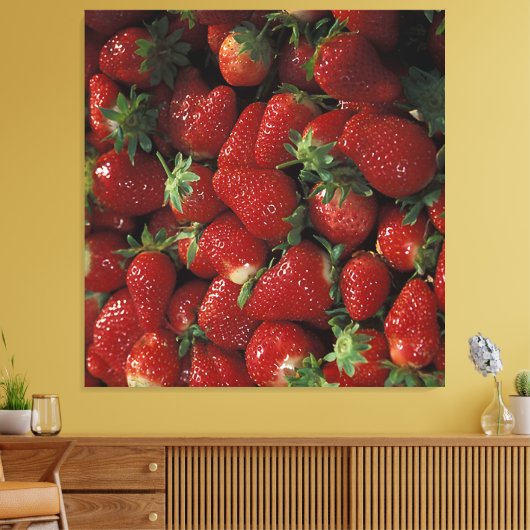 Bushel van aardbeien canvas afdruk (Insitu (Woonkamer))