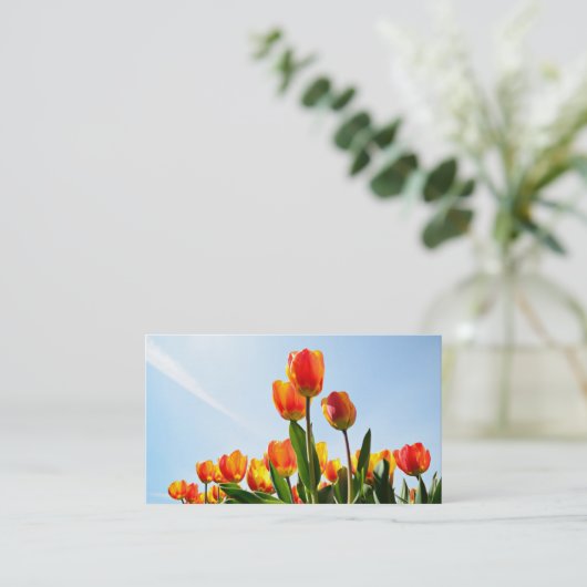 Business card with tulips visitekaartje (Staand voorkant)