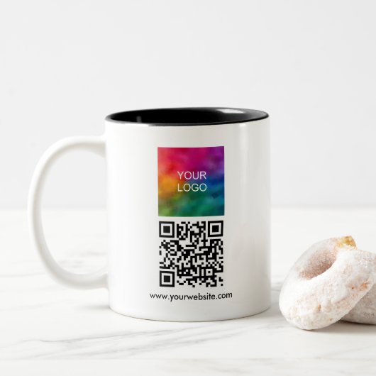Business Company Logo Template QR Code Scannable Tweekleurige Koffiemok (Met donut)