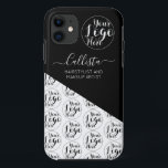 Business Logo Color Block Pattern Name Title Hoesj Case-Mate iPhone Case<br><div class="desc">Deze moderne en eenvoudige zakelijke telefoonhoes is perfect voor elke haarstylist, visagist, nageltechnicus, estheticus, estheticus, bakker, kok en nog veel meer beroepen. Het beschikt over een plaats voor je logo aan de bovenkant, met jouw naam en titel bovenop een zwart diagonaal schattig kleurblok met een logo-patroon daarachter met een witte...</div>
