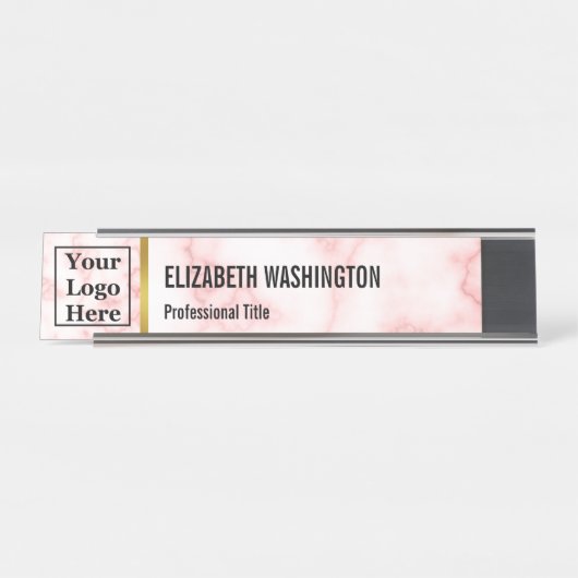 Business Logo Naam Job Titel Faux Roze Marmer Bureau Naambordje (Voorkant)