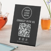 Business Logo QR Code Black Tabletop Reclamebord Met Voetstuk (Insitu)
