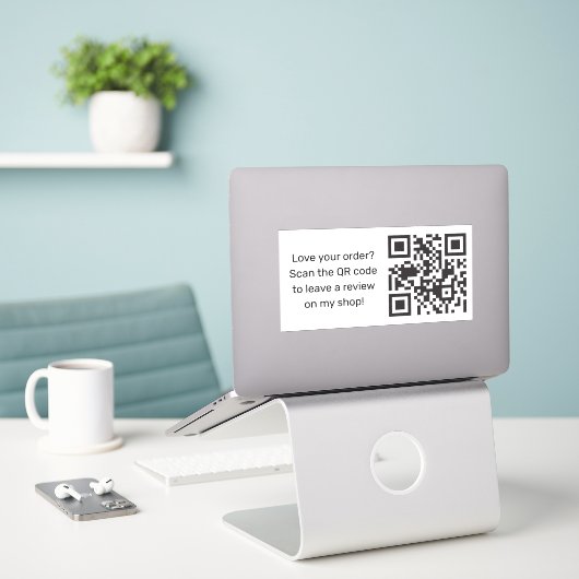 Business Review Request with QR Code Sticker (Laptop op bureau)
