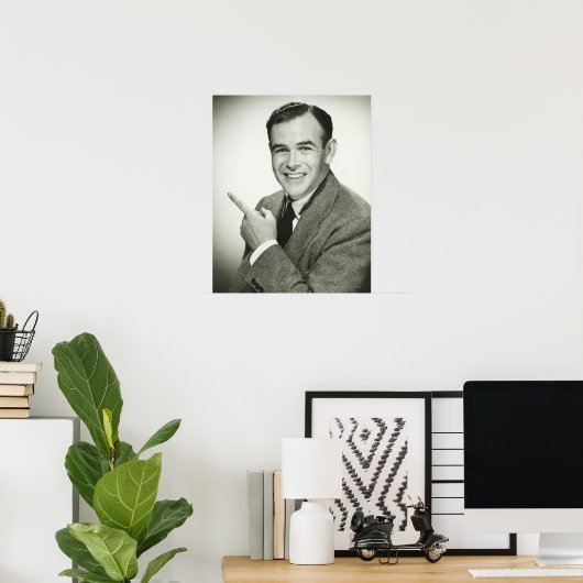 Businessman Pointing Poster (Thuiskantoor)