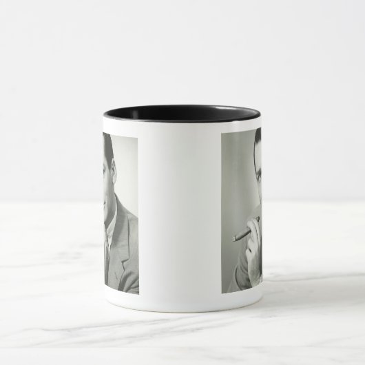 Businessman Smoking Cigar Mok (Midden)