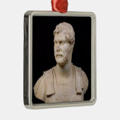 Bust van keizer Hadrian op Kreta Metalen Ornament (Rechts)