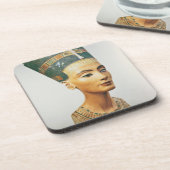 Bust van koningin Nefertiti uit de studio van de S Onderzetter (Linkerzijde)