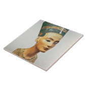Bust van koningin Nefertiti uit de studio van de S Tegeltje (Zijkant)