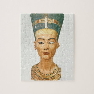 Bust van Koningin Nefertiti, voorste uitzicht, uit Legpuzzel