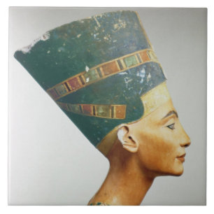 Bust van Koningin Nefertiti, zijdelings uitzicht,  Tegeltje