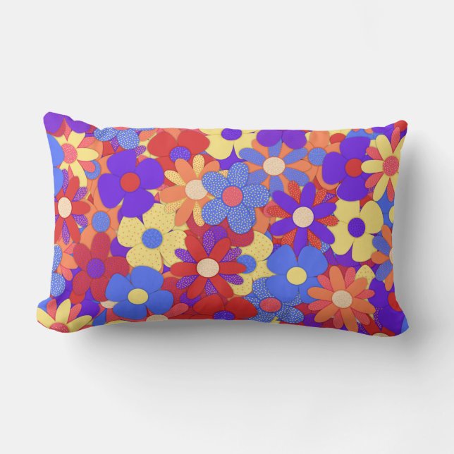 Bustling Bouquet Lumbar Pillow Kussen (Voorkant)