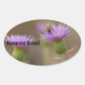 Busy Bee op Paarse Thistle Foto Ovale Sticker (Voorkant)