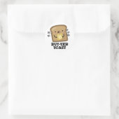 But-ter Toast Grappige Brood Pun Donker BG Ronde Sticker (Tas)
