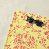 Butter Cranberry Damask Strandlaken (In situ)