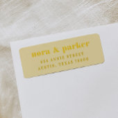 Butter Yellow Bold Typography Retouradres Etiket