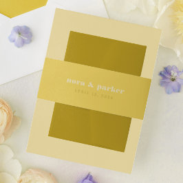 Butter Yellow Bold Typography Simple Wedding Uitnodigingen Wikkel