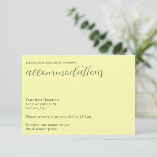 Butter Yellow en Sage Minimalist Wedding Informatiekaartje (Staand voorkant)