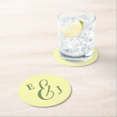 Butter Yellow en Sage Minimalist Wedding Ronde Kartonnen Onderzetter (Insitu)