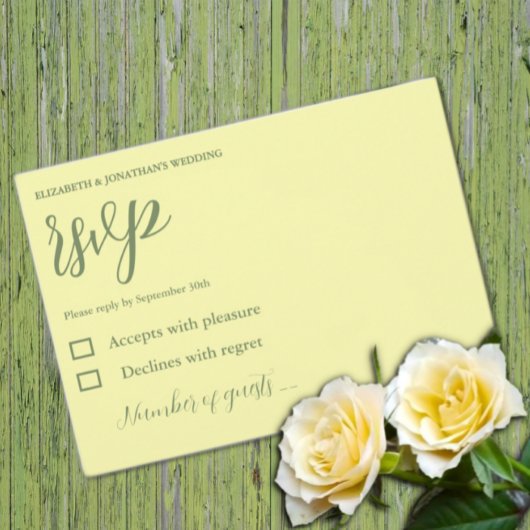 Butter Yellow en Sage Minimalist Wedding RSVP Kaartje