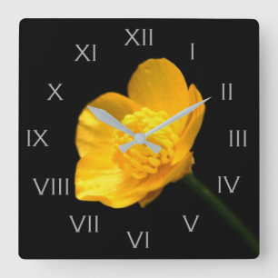 Buttercup Flower Grey Roman Numbers wc. Vierkante Klok