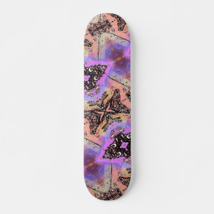 BUTTERFLIES EN MOTHES SKATEBOARD