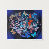 Butterflies en Motiden die over Bloemen fluiten Wandkleed (Voorkant (horizontaal))