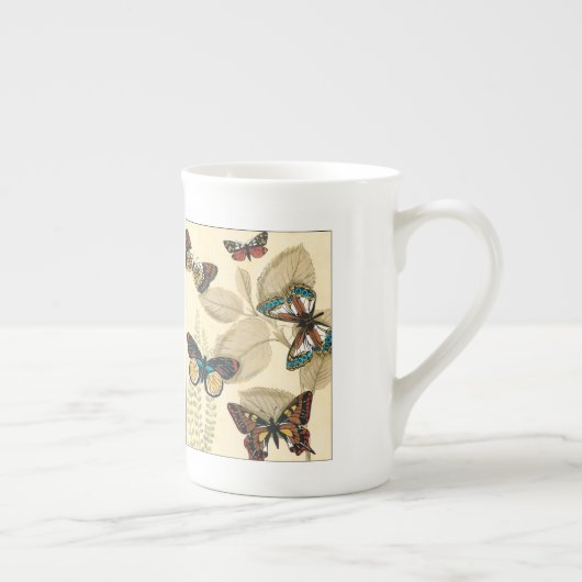 Butterflies glijdend over bladeren porselein kop (Rechts)