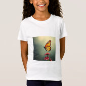 Butterfly & Blooms Graphic T-shirt (Voorkant)