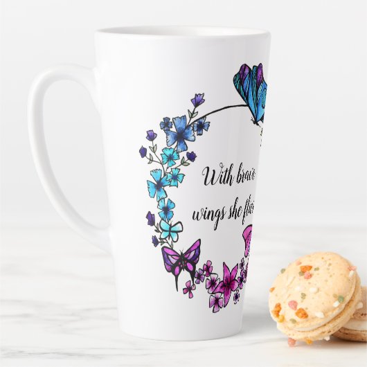 Butterfly en Flowers Wreatcustom quote of name Latte Mok (In situ)