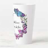 Butterfly en Flowers Wreatcustom quote of name Latte Mok (Voorkant)