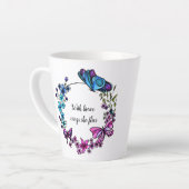 Butterfly en Flowers Wreatcustom quote of name Latte Mok (Linkerhoek)