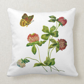 Butterfly en Red Clover Faux Embroidery Pillow Kussen