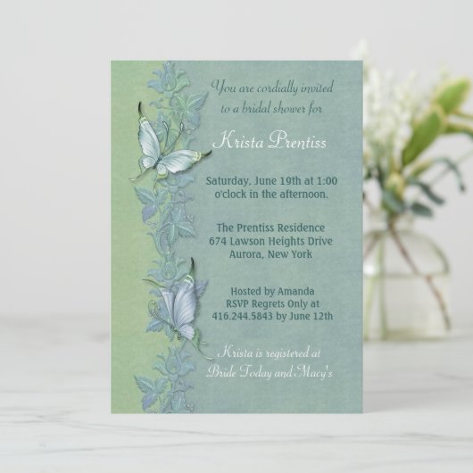 Butterfly Flight Floral Bridal Shower Uitnodiging (Staand voorkant)