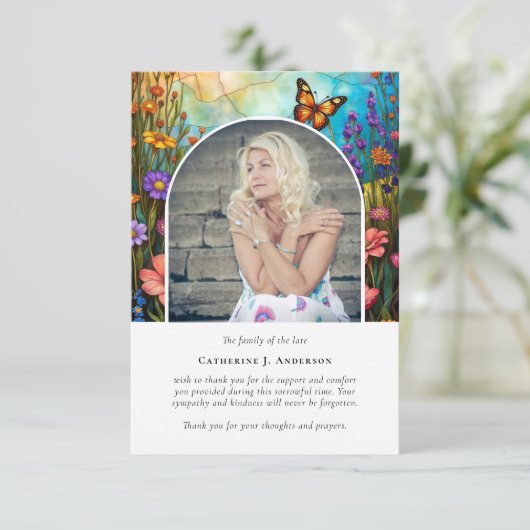 Butterfly Floral Memorial Foto Sympathy Funeral Bedankkaart (Staand voorkant)
