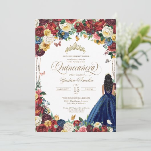Butterfly Garden Royal Blue Floral Quinceanera Kaart (Staand voorkant)