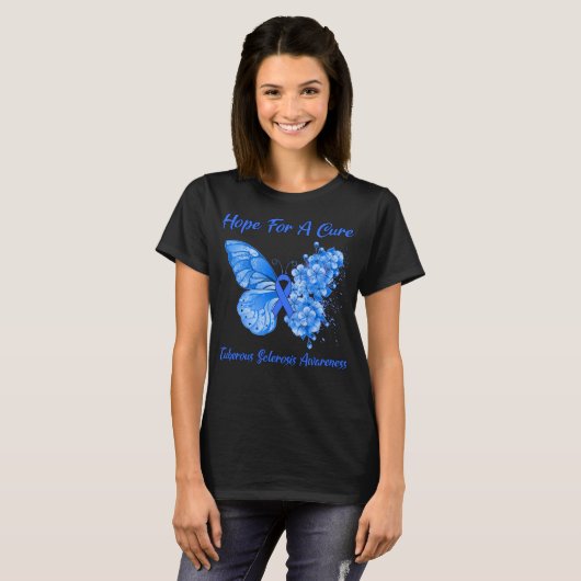 Butterfly hoopt op een zuivere, gevaarlijke celero t-shirt (Voorkant volledig)