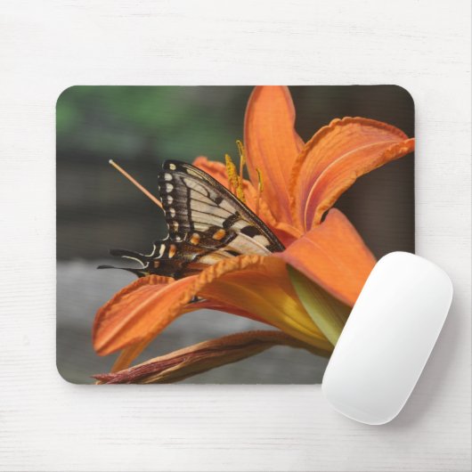 Butterfly in lily mousepad muismat (Met muis)
