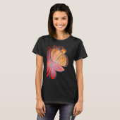Butterfly landing on flower beautiful t-shirt (Voorkant volledig)
