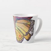 Butterfly landing on flower collection latte mok (Rechterhoek)