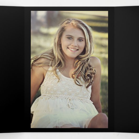 Butterfly Music Afstuderen Drie foto's Drieluik Aankondiging (Binnenkant midden)