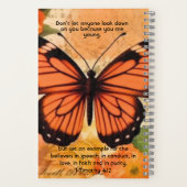 Butterfly Notebook 1 Timothy 4:12 Notitieboek (Achterkant)
