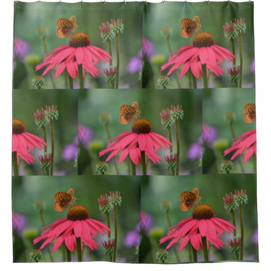 Butterfly on Cone Flower Douchegordijn (Voorkant)