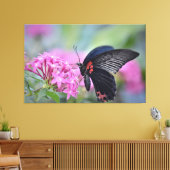 Butterfly on flower canvas afdruk (Insitu (Woonkamer))