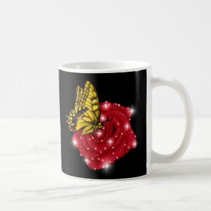 Butterfly on red Rose met sterren en regendruppels Koffiemok