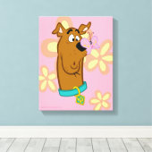Butterfly on Scooby-Doo's neus Canvas Afdruk (Insitu (Houten vloer))