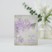 Butterfly op Lilacs bruiloft nodig Kaart (Staand voorkant)