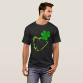Butterfly Shamrock Heart Lucky Clover Shape St Pat T-shirt (Voorkant volledig)