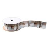 Button Buck Deer in Winter White Snowy Field Satijnen Lint (Spoel)